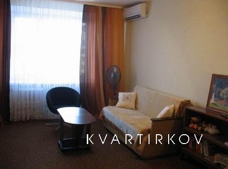 Luxury apartments near  Metro, Saint Petersburg - apartment by the day