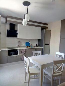 Cozy apartment, 5 minutes and you're, Odessa - apartment by the day