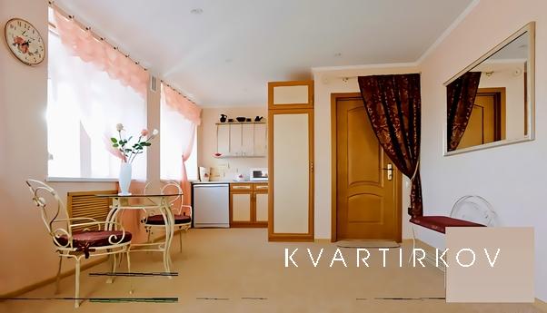 Room for rent in Andreevsky Descent, Kyiv - apartment by the day