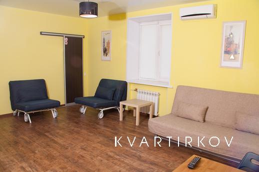 Посуточно космонавтов 58, Екатеринбург - квартира посуточно