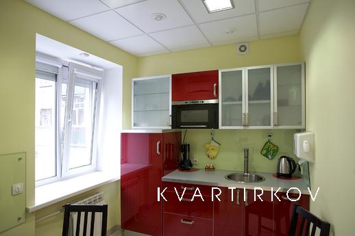 Посуточно космонавтов 58, Екатеринбург - квартира посуточно