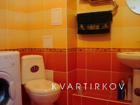 Apartment Caravan Heroes of Labor, Kharkiv - apartment by the day