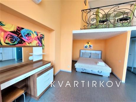 Duplex apartment in the Center of Odessa, Odessa - apartment by the day