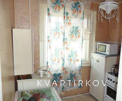 For rent 1 room. in the center of Kerch, ul.Sverdlova to the