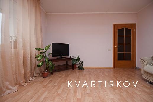 Челябинск Молодогвардейцев, 39В, Челябинск - квартира посуточно