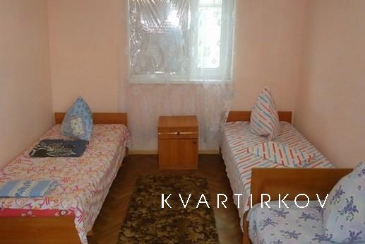 The comfortable rooms at the shore of th, Berdiansk - apartment by the day