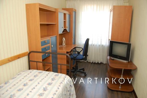 3-k. apartment on Cathedral Square., Poltava - apartment by the day