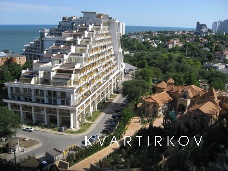 New building in Arcadia with a sea view, Odessa - apartment by the day