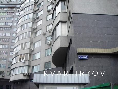 Елітна квартира для некурящих м.Позняки, Київ - квартира подобово