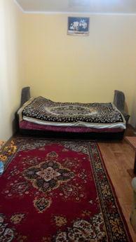 house for rent, Uman - apartment by the day