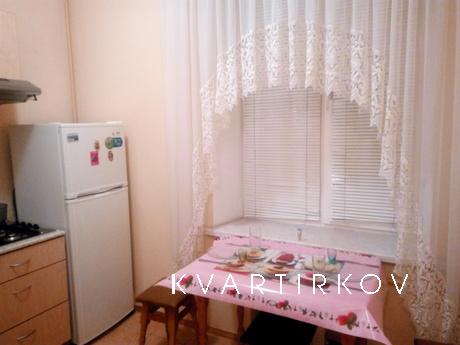 2-комнатная квартира в центре города, Винница - квартира посуточно