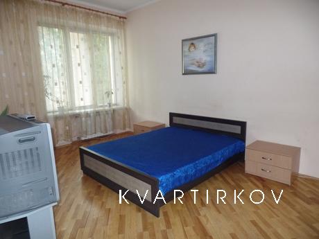 2х-комнатная квартира посуточно, почасово, находится в трёх 