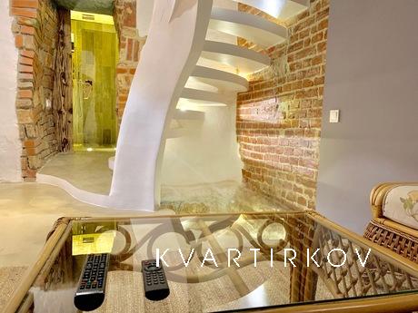 Rinok Square 42, Lviv - apartment by the day