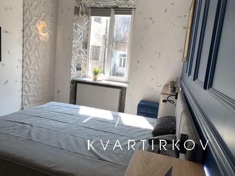 Krakivska 17, Lviv - apartment by the day