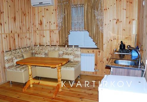 Rent an apartment in a private house, Saky - apartment by the day