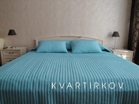 Стильная квартира с королевской кроватью, Краснодар - квартира посуточно