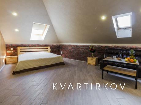 The apartments are located in the heart of Kiev, near the me