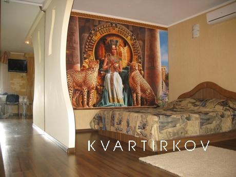 Daily style of 'Cleopatra', Krivoy Rog - apartment by the day