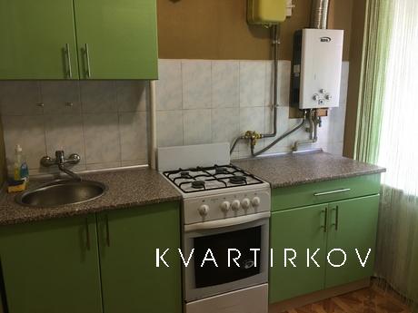 Apartment for rent near Silpo, Bakhmut (Artemivsk) - apartment by the day