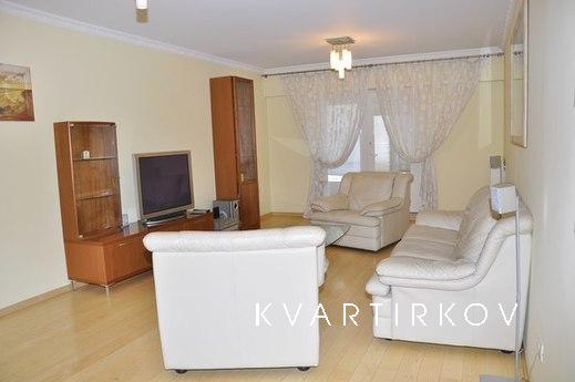 2 BR Apartment  for rent in new house, Odessa - apartment by the day