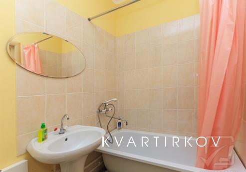 Юго-Запад. Перекресток Амундсена-Бардина, Екатеринбург - квартира посуточно