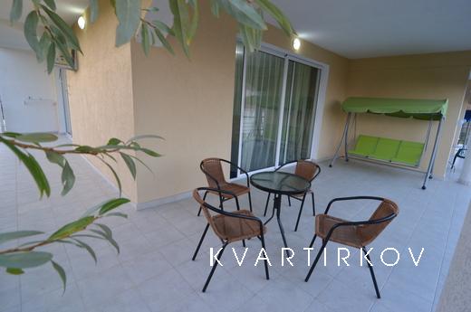 comfortable in Cappuccino, Alushta - apartment by the day