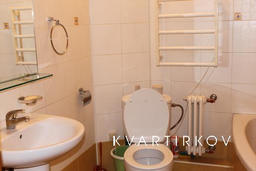 4-bedroom rent evrokvartira, Dnipro (Dnipropetrovsk) - apartment by the day