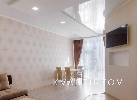 Double chamber evrokvartira Center Karla, Dnipro (Dnipropetrovsk) - apartment by the day