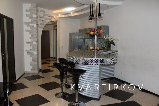 Most City 3 bedroom VIP apartment, Dnipro (Dnipropetrovsk) - apartment by the day