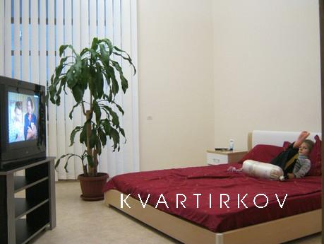 Center .. WI-FI. Convenient location., Simferopol - apartment by the day