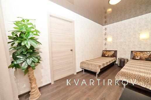 Cozy, warm, bright one bedroom apartment in the center of Ek