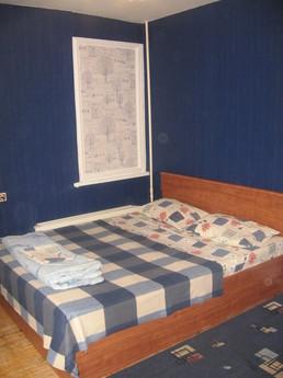 Дом расположен в 5 минутах пешего хода от станции метро 