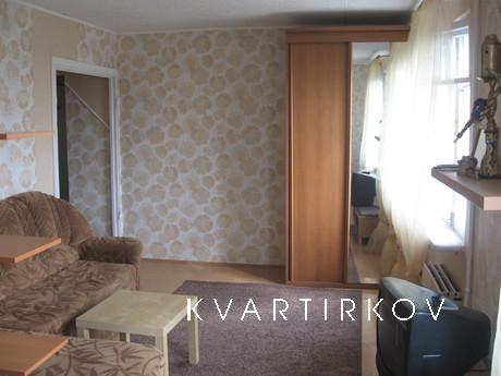 Квартира на Хохрякова, 100, Екатеринбург - квартира посуточно