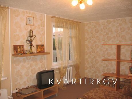 Квартира на Хохрякова, 100, Екатеринбург - квартира посуточно