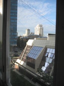 Квартира на Хохрякова, 100, Екатеринбург - квартира посуточно