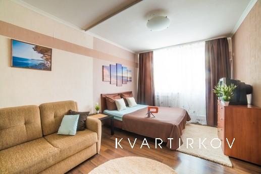 Тёплая квартира Шаумяна, 86, Екатеринбург - квартира посуточно