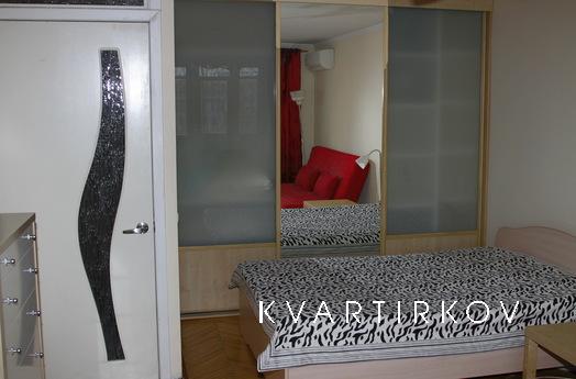 Посуточно,центр Москвы, м.Полянка!, Москва - квартира посуточно