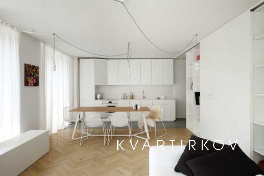 Двухкомнатная комфортабельная квартира студия в Центре город