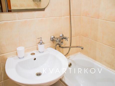 Kharkovskay 54. New house. Suite. WiFi, Sumy - apartment by the day