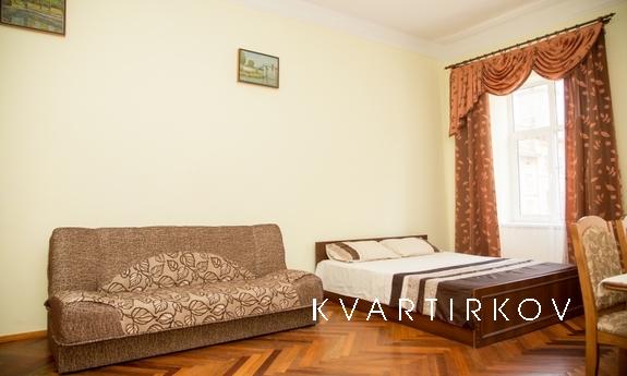 Apartment on the Market Square, Lviv - apartment by the day