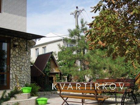 50 meters to the beach, Feodosia - apartment by the day