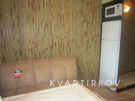 Apartment in the center of Yalta, Yalta - apartment by the day