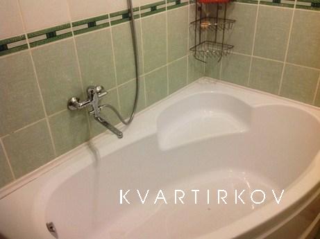 At night! and hourly! its Center, Kharkiv - apartment by the day