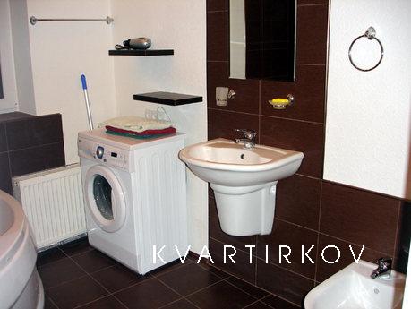 Bright, cozy apartment 2k, Kharkiv - apartment by the day