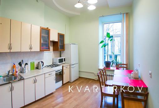 Daily Nevsky Prospect d 77, Saint Petersburg - apartment by the day