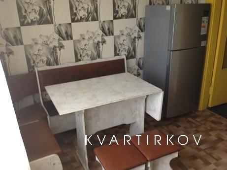 2 bedroom district supermarket FOZZY, Kremenchuk - apartment by the day