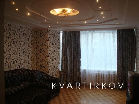 2 bedroom in the center of Kremenchug, Kremenchuk - apartment by the day