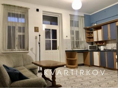 Apartments opposite Forum shopping and e, Lviv - apartment by the day
