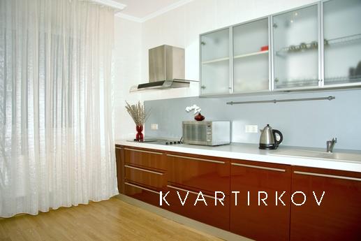 Однокімнатна квартира класу ЛЮКС, звітні документи