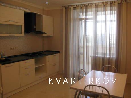 FIRST TIME ON THE MARKET RENTAL, Odessa - apartment by the day